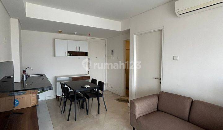 Disewakan Apartemen Landmark 1 Bedroom Furnished 2