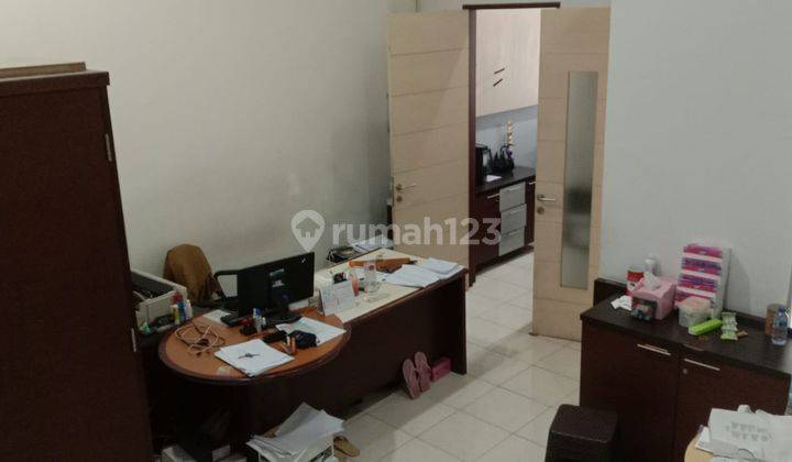 Dijual Ruko Lokasi Strategis di Mainroad Surya Sumantri 1