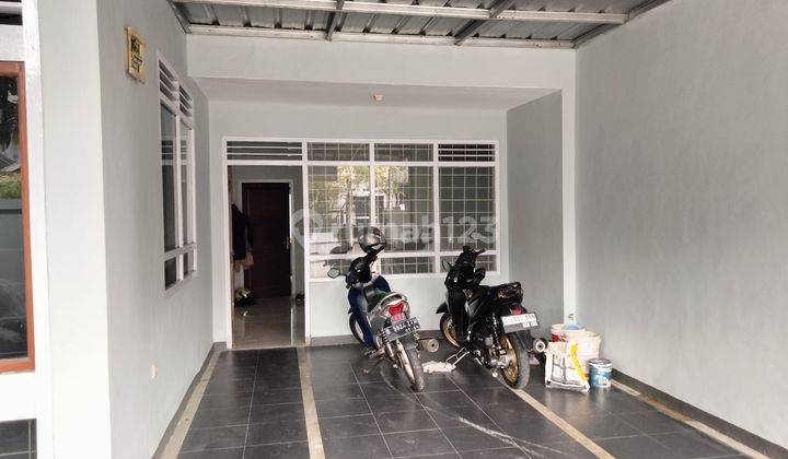 Disewakan Rumah Modern Nyaman di Sayap Sukajadi Cipaganti 2