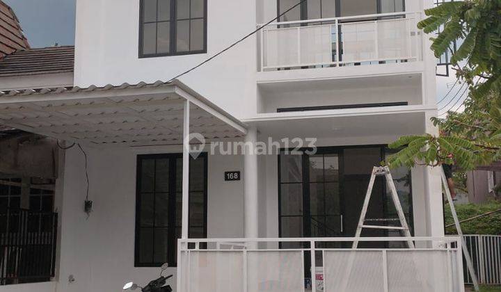 Jual Rumah Siap Huni di Taman Venesia Sentul City 1