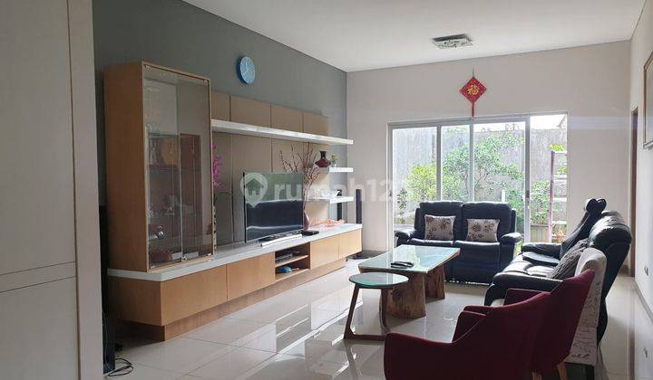 Rumah Bagus Modern Semi Furnished Timur di Sersan Bajuri 1