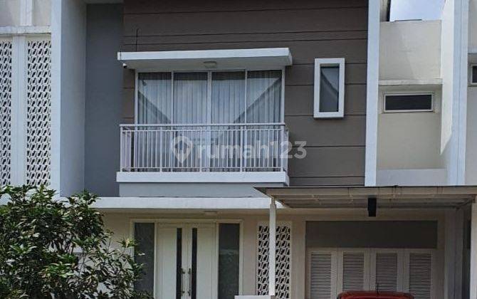 Rumah 2 Lantai Furnished dekat Summarecon Mall Bandung 1