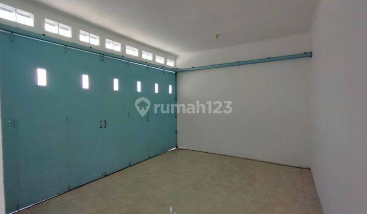 Rumah Siap Pakai Untuk Usaha Kantor Gudang Di Cibaduyut 2