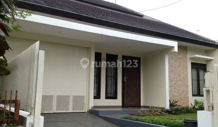 Rumah 2 Lantai  Tengah Kota Dekat Area Bisnis Di Jalan Riau Shm 1