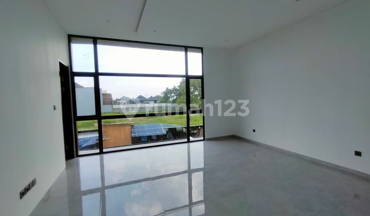 Rumah 2 Lantai Baru Dekat Sport Club Di Setraduta Bandung 2