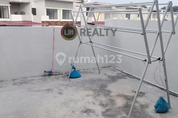 For Sale Ready-to-Occupy House in Central Raya Tiban Residential Complex