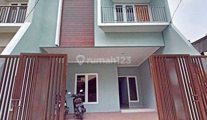 Rumah Baru 3 Lantai @ 2 Unit 1