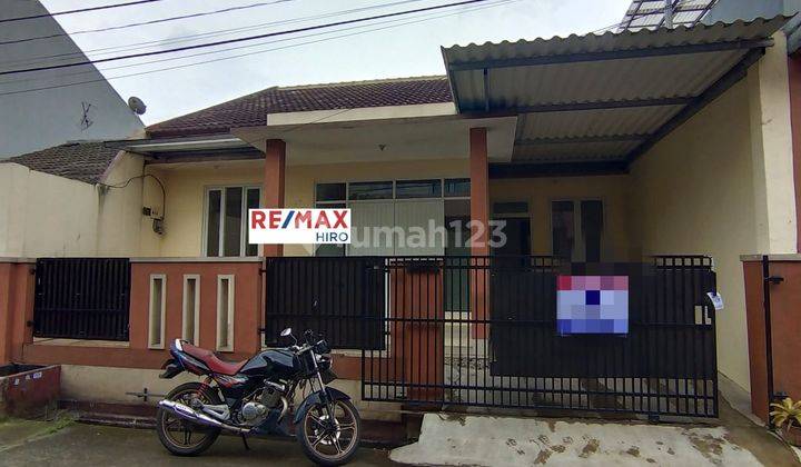 Disewakan Rumah di Sekitar Galaxy, Bekasi Selatan  1