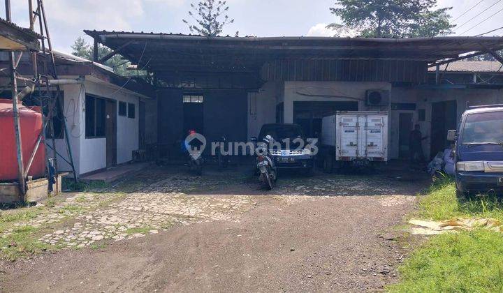 Gudang  Di Kawasan Industri Di Jalan Industri 2 1