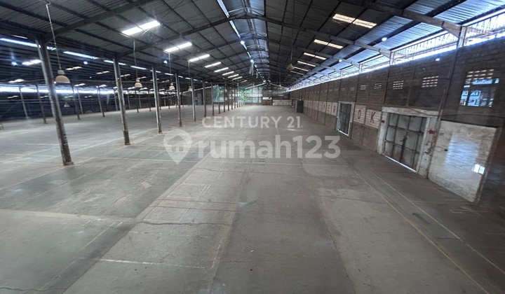 Good Warehouse and Office in Tambak Aji Semarang 1