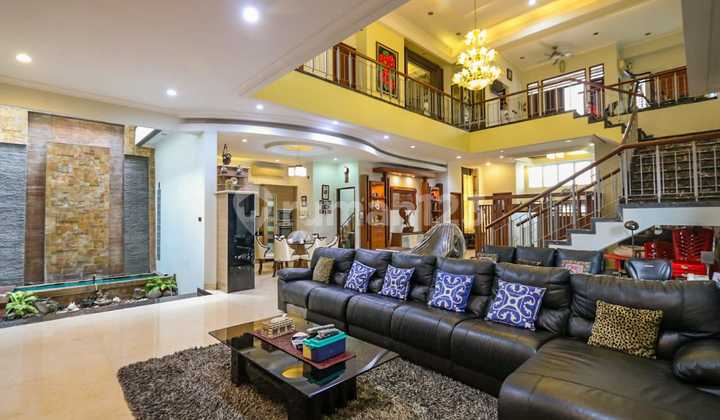 Rumah Mewah di Gading Mediterania Kelapa Gading, Jakarta Utara