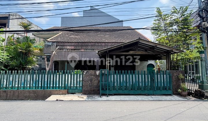 RUMAH PINGGIR JALAN COCOK UNTUK USAHA DI TOMANG, JAKARTA BARAT RUMAH PINGGIR JALAN COCOK UNTUK USAHA DI TOMANG, JAKARTA BARAT
