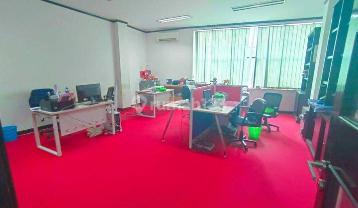 Gedung Kantor 4 Lantai di Jl Satrio Kuningan Jakarta Selatan 2