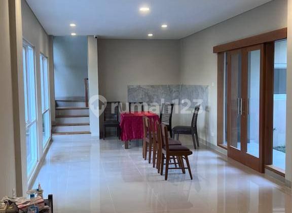 Kom. Cigadung, Dago, Bandung Utara, Rumah Lux Lokasi Strategis  2