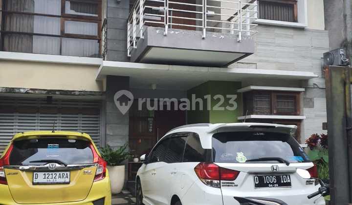Jual Rumah Bagus! 3 Lantai Dalam Cluster di Suryalaya Buah Batu Bandung 2