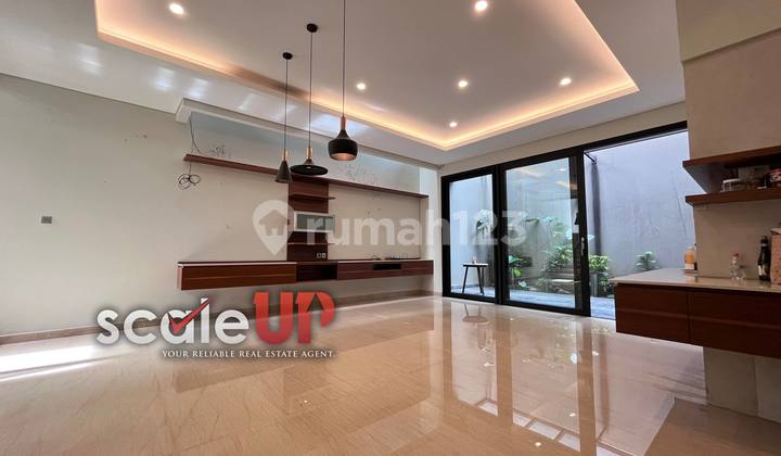 BEST PRICE JUST REDUCED! MODERN TROPICAL LUXURY HOUSE NEAR ASIA AFRICA BANDUNG