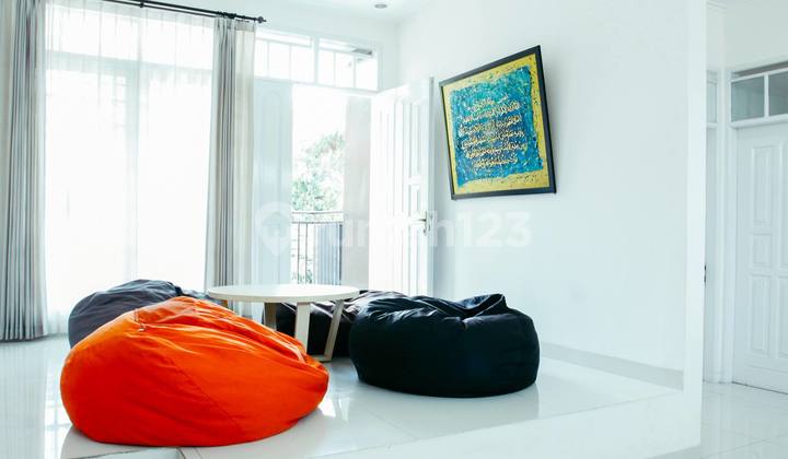 Menarik! Jual Rumah Bagus Fully Furnished Di Cipaku Indah Dekat Upi Bandung Utara