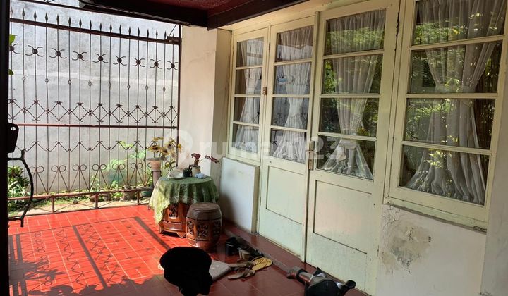 Turun Harga! Rumah Belanda Kelas A Cocok untuk Kantor dan Cafe di Tengah Kota Bandung 2