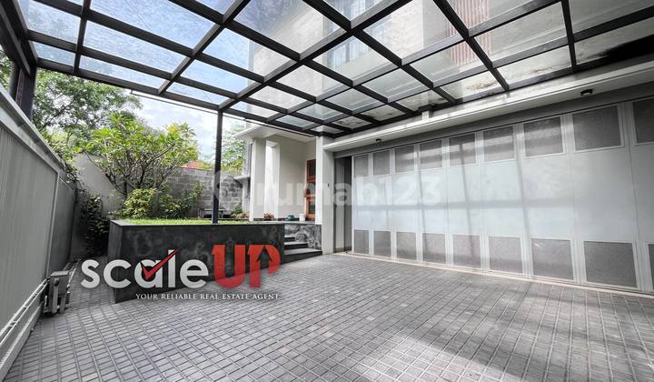 HARGA TERBAIK BARU TURUN! RUMAH LUX MODERN TROPIS DI DEKAT ASIA AFRIKA BANDUNG 2
