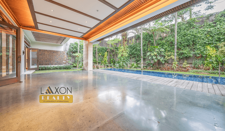 RUMAH SULTAN SUPER LUX DI SAYAP DAGO BERKOLAM RENANG 2