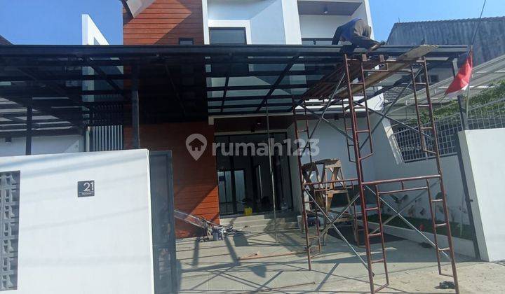 DISEWAKAN RUMAH UNTUK TEMPAT TINGGAL / PERKANTORAN SIAP HUNI  2