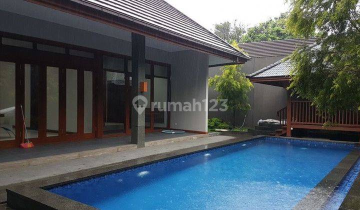 RUMAH LUX MODERN MINIMALIS FURNISHED KOLAM RENANG DI CIUMBULEUIT BANDUNG UTARA  2