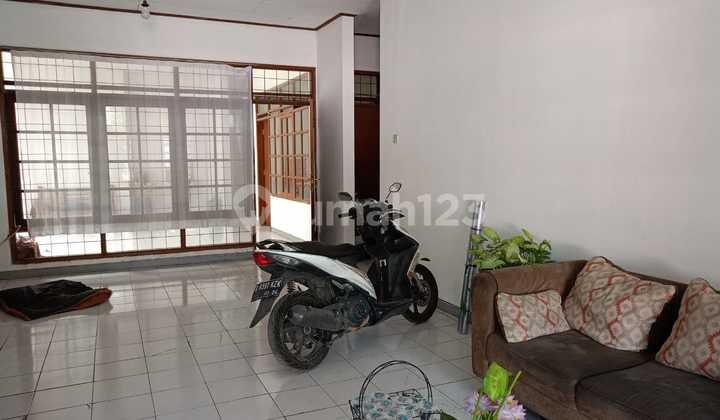 Rumah Tanah Luas Harga Murah! Cocok untuk Muslim Dekat Masjid di Kopo Permai 2