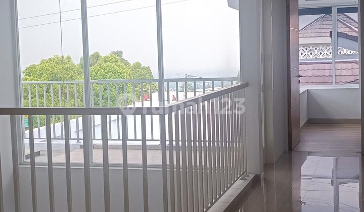 Price Drop! Cool Ready-to-Live Home in One Gated Budi Indah Setiabudi North Bandung