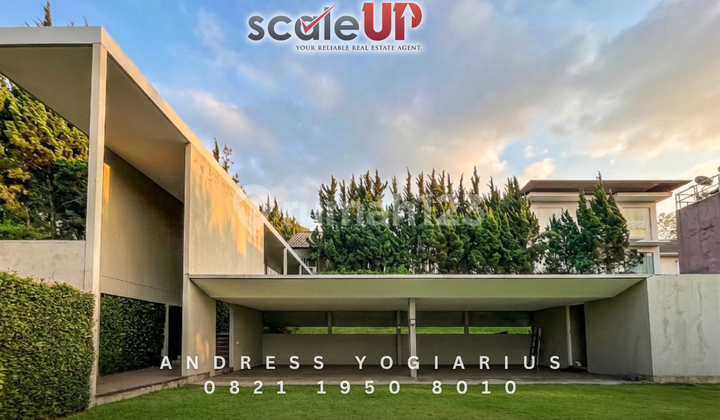 Iconic Architectural Residence At Dago Pakar - A Private Luxury House By Tan Tik Lam 2