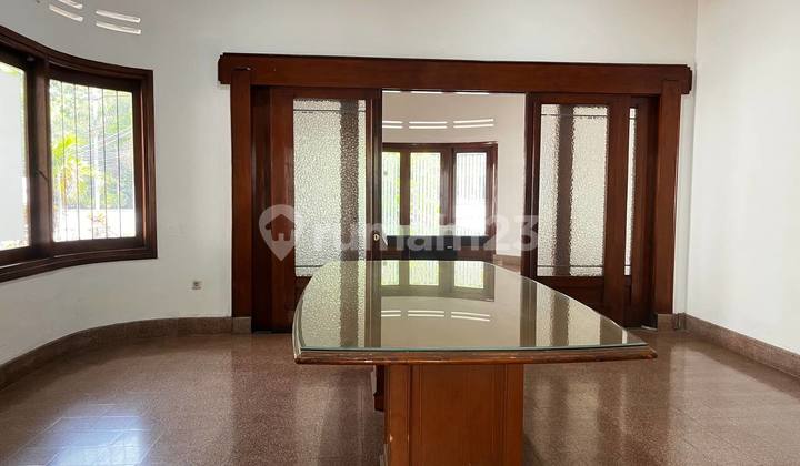 Rumah Heritage Bagus Dekat Gedung Sate dan Dago untuk Kantor, Komersial, Restoran 2