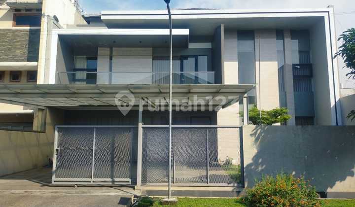RUMAH LUX KEREN FURNISHED Dalam Cluster Favorit Batununggal