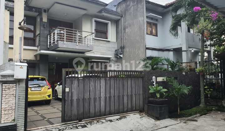 Jual Rumah Bagus! 3 Lantai Dalam Cluster di Suryalaya Buah Batu Bandung Jual Rumah Bagus! 3 Lantai Dalam Cluster di Suryalaya Buah Batu Bandung