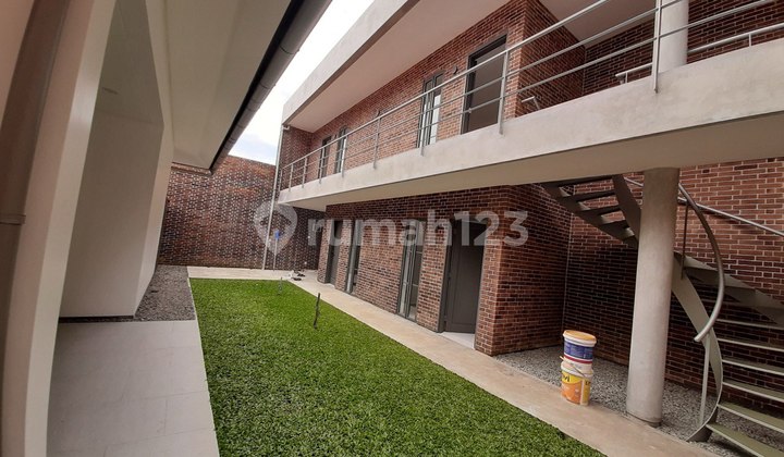 JUAL FOR SALE! RUMAH BAGUS Retro Modern Cocok Untuk Bisnis Kuliner, Kantor, Di Sayap Jl Riau Bandung JUAL FOR SALE! RUMAH BAGUS Retro Modern Cocok Untuk Bisnis Kuliner, Kantor, Di Sayap Jl Riau Bandung