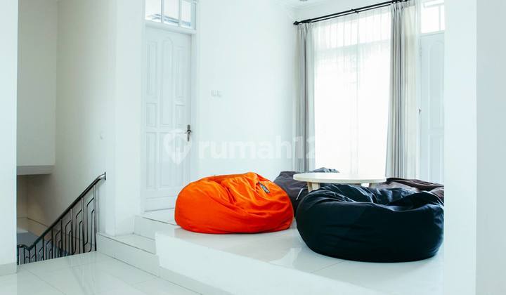 Menarik! Jual Rumah Bagus Fully Furnished Di Cipaku Indah Dekat Upi Bandung Utara 2