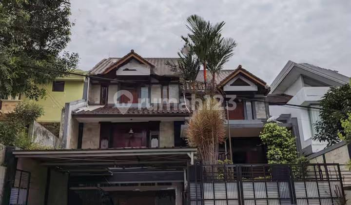 Large Nice Big House in Pondok Hijau Bandung Near Upi, Polban