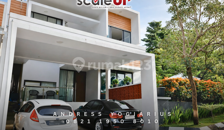 Rumah Villa Keren Fully Equipped Dalam Komplek di Sayap Dago Bandung Utara