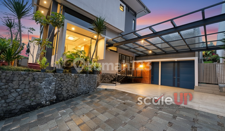 RUMAH BARU MODERN LUX PALING KEREN SPLIT LEVEL FURNISHED DI DAGO RESORT 2