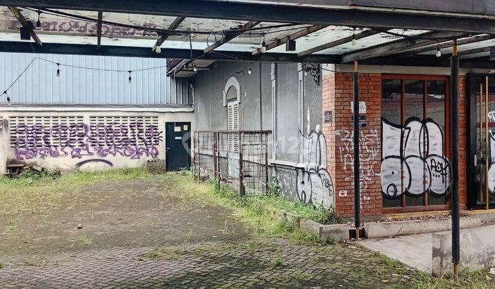 Disewakan Cocok untuk usaha cafe,resto atau usaha lainnya di cihampelas 2
