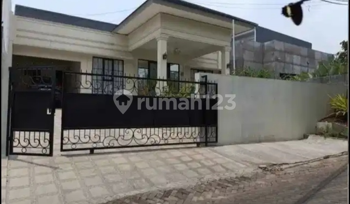 Dijual Rumah Lux Siap Huni di Komplek Setiabudi Regency Dijual Rumah Lux Siap Huni di Komplek Setiabudi Regency