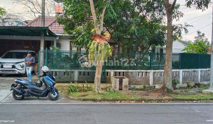 Dijual rumah cocok untuk usaha di Cipunagara kota bandung 1