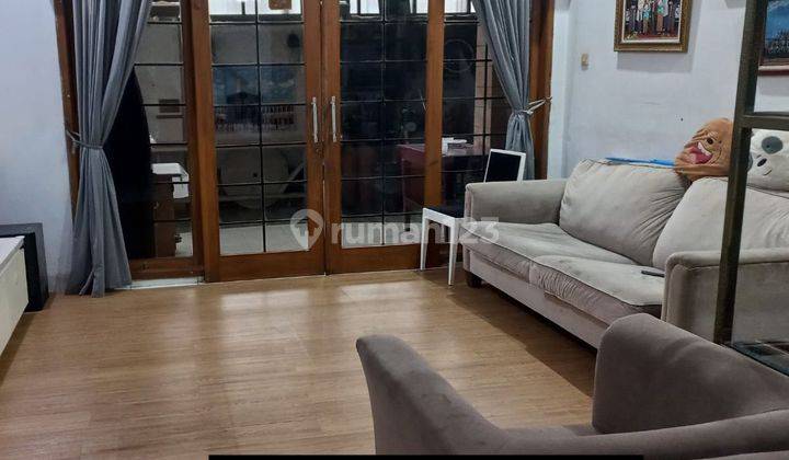 Dijual Rumah Murah di Komplek Singgasana Pradana Kota Bandung 2