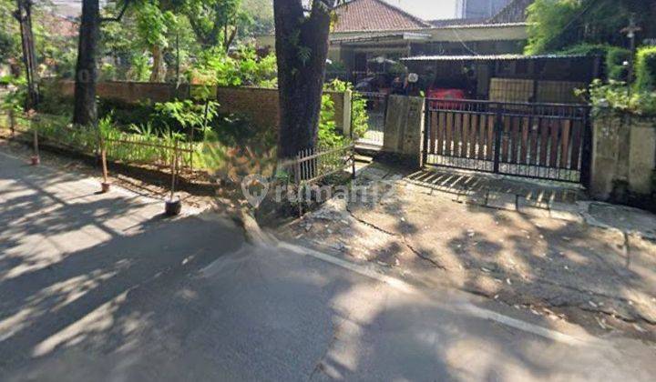 DIJUAL RUMAH HITUNG TANAH COCOK UNTUK USAHA RESTO DI SAYAP CIPAGANTI
