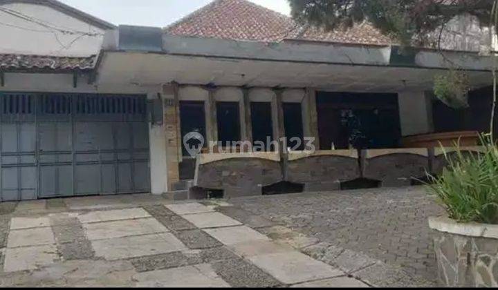 DI SEWAKAN DAN DI JUAL RUMAH DI JL CIMANUK DEKAT GEDUNG SATENG 1