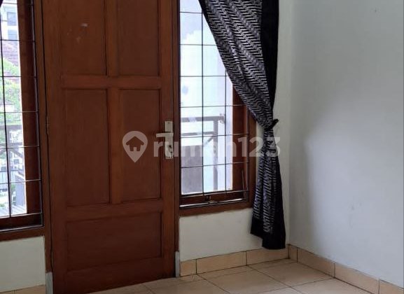 For quick sale, cheap house on Muararajeun Supratman Street, Bandung City. 2