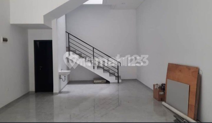 For Rent: Affordable Shop House Near Taman Sari, Central Bandung City 2