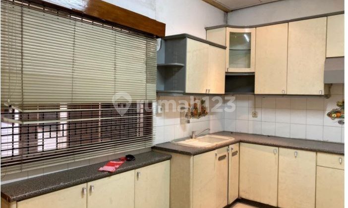 Disewakan Rumah Jl. Purnawarman Sayap Riau Kota Bandung 2