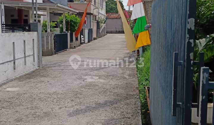 For Sale Ready-to-Live-in House in Arcamanik, Bandung City 2