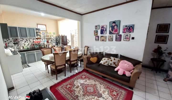 For Sale Ready-to-Occupy House in Antapani with SHM 2