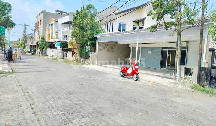 Strategy for Office and Business Rentals at Margahayu Raya Office House, Metro, Bandung City