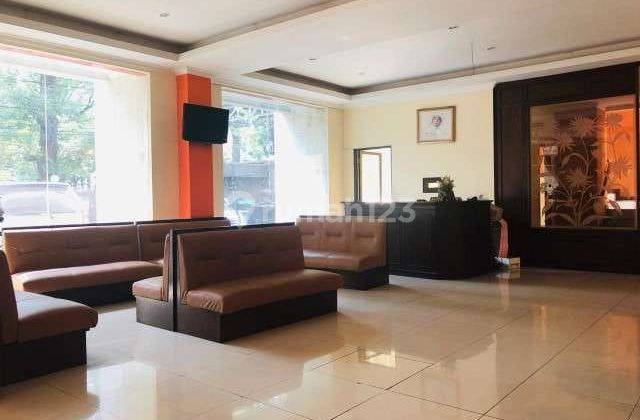 Dijual Gedung di Mainroad Supratman Bagus SHM Strategis  2